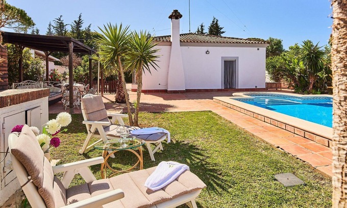 Chiclana de la Frontera Villa | Villa Lola 14 Chiclana de la Frontera by Ruralidays