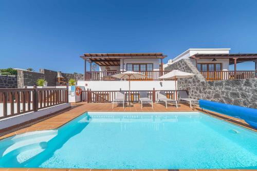 Playa Blanca Villa | Villa Lolita