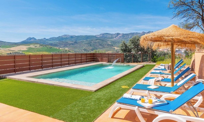 Riogordo Villa | Villa Los Ruedos Riogordo by Ruralidays