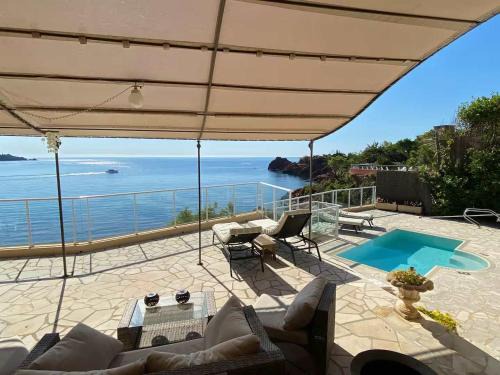 Theoule-sur-Mer Villa | Villa Lou Cade, vue imprenable et plage privée, Théoule-sur-mer