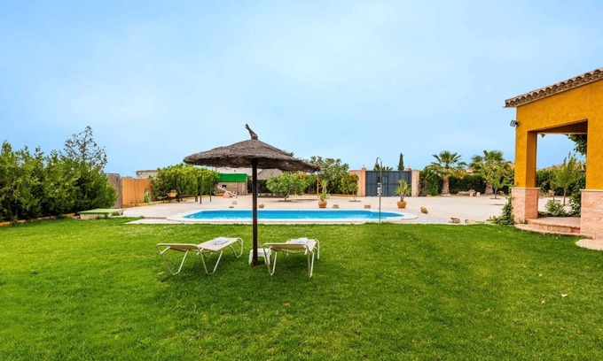 La Lantejuela Villa | Villa Lucrecia La Lantejuela by Ruralidays