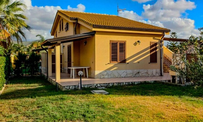 Piana Calzata Apartment | Villa Lumia - Teo, Private Loft