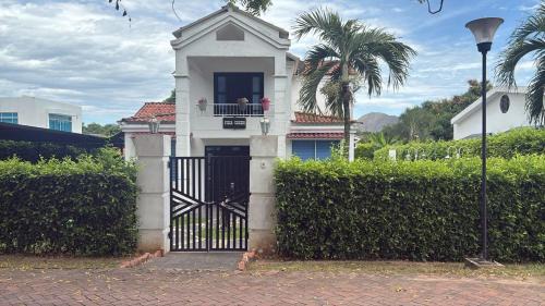 Girardot House | Villa luxoa