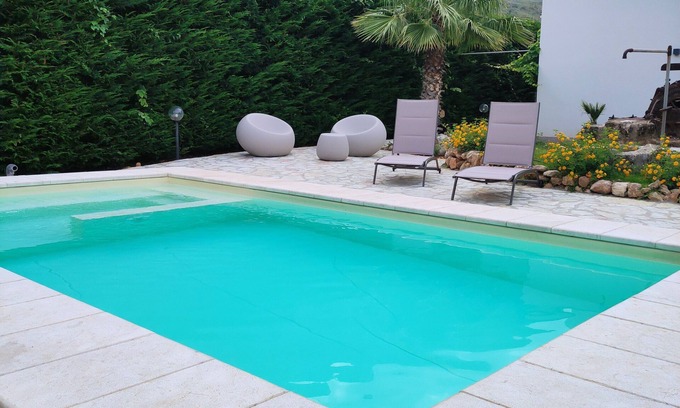 Castellammare del Golfo Villa | Villa Mariannina with garden, private pool and whirlpool, free Wi-Fi.