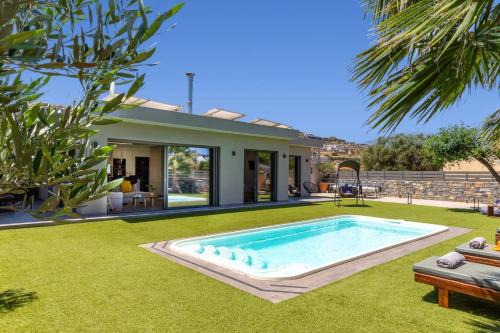 Agia Pelagia Villa | Villa Manefic by Villa Plus
