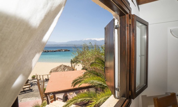 Marathi Villa | Villa Marathoula, Beachfront, sea view, a few steps from the water! sleeps 4+