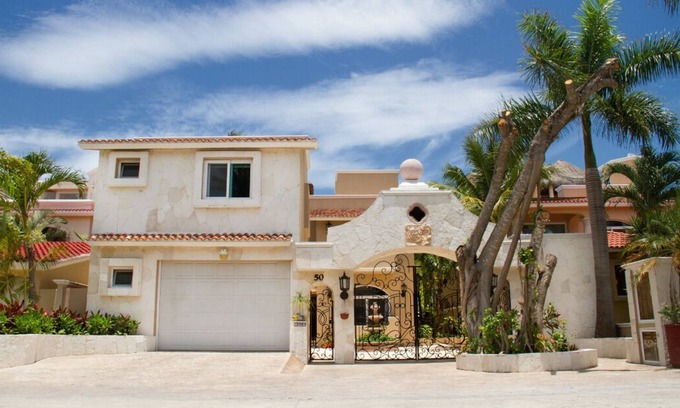 Puerto Aventuras Villa | VILLA MARAVILLA ¡ CASA DE LUJO!