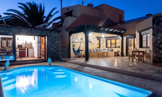Villaverde Ski Chalet | Villa Maravilla heated pool and salt water