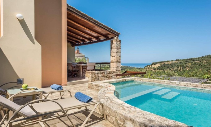 Agia Villa | Villa 'Margarita's 4' with Sea View, Wi-Fi and Air Conditioning