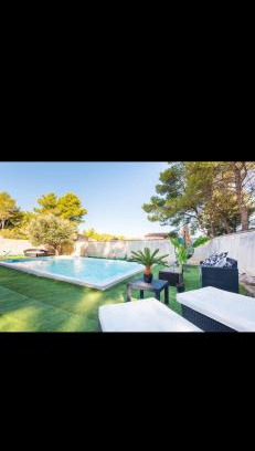 Martigues Villa | Villa Martégale