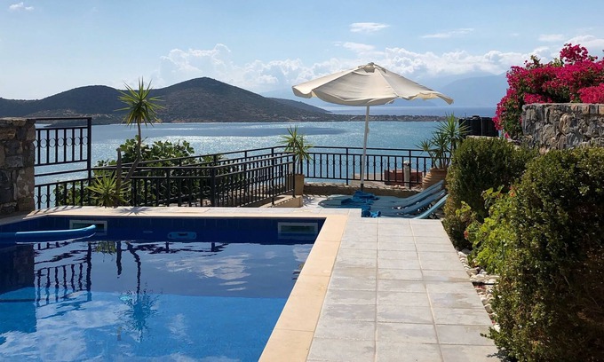Mavrikiano Villa | Villa Mavrikiano, Elounda, private pool, Wi-Fi, near beach/shops - EOT Licence