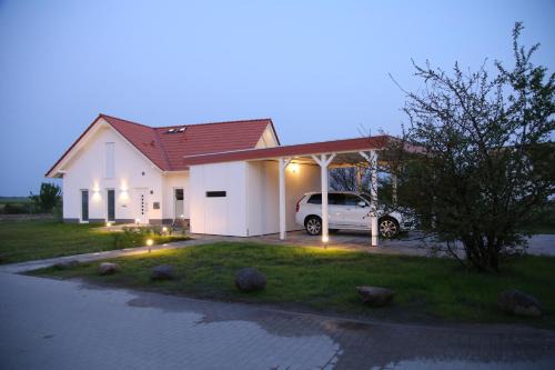 Trent House | Villa Meerfreude