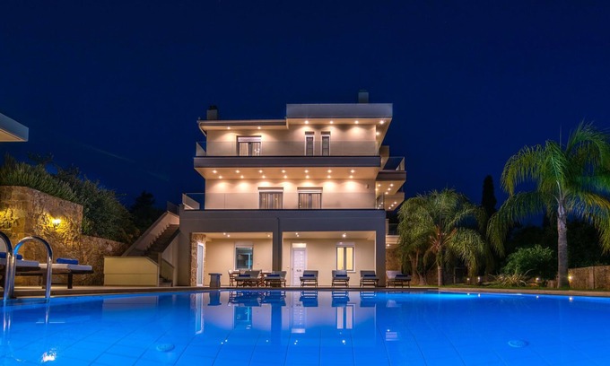 Souda Villa | Villa Melitini, luxury, ideal for big groups, saltwater pool, private garden