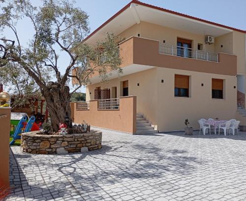 Karpenisi Apartment | Villa Mellifera
