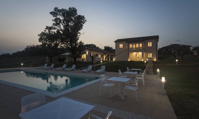 Notaresco House | VILLA MILLI- Pratiuno apartment