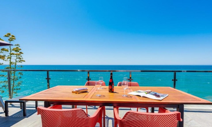 La Cala del Moral Villa | Villa Miramar Rincon de la Victoria by Ruralidays