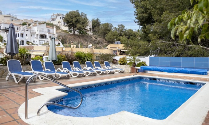 Nerja Villa | Villa Miramar Burriana Beach 6 pax with Sea Views & Pool