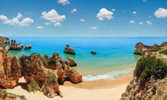 Vila Nova De Cacela Villa | Villa Monte Rei - Four Bedroom Villa, Sleeps 8