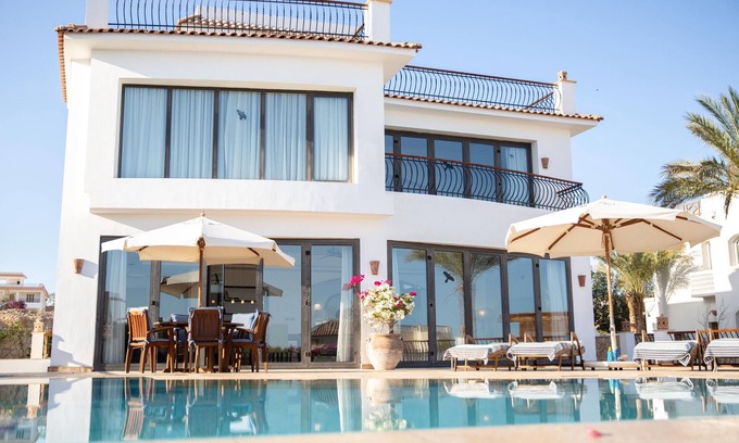 Ras Nasrani Villa | Villa Montazah, luxury beach side villa in Sharm el Sheikh
