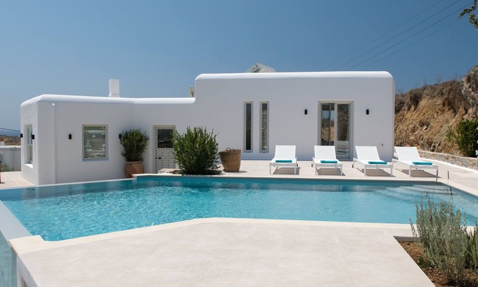 Naxos Town Villa | Villa Moustaki in Naxos Island