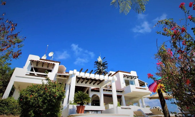 Puerto Angel Bed & Breakfast | Villa Mykonos/Suite