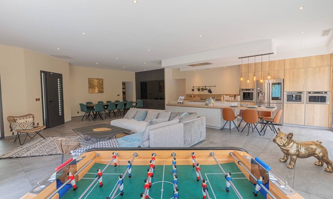 Sollies-Toucas Villa | Villa - NooN Ayel with swimming pool