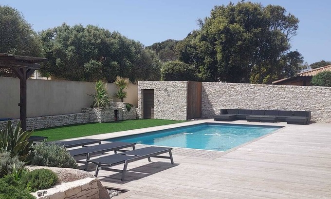 Bonifacio Villa | Villa-ô-Bonifacio with heated pool (Hauts de Bonifacio)