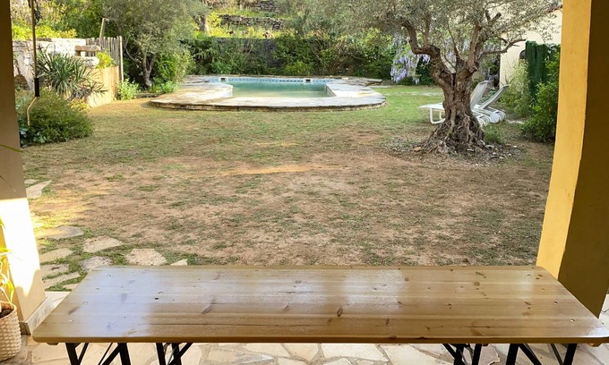 Sollies-Toucas House | Villa of the olive trees