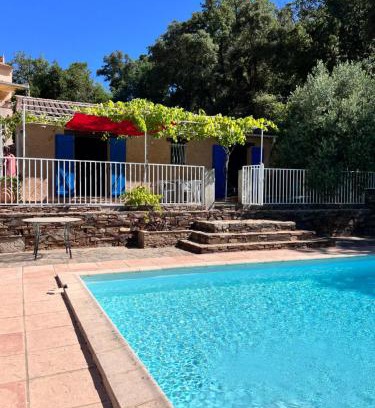 Collobrieres Villa | Villa paisible et relaxante avec piscine a la campagne