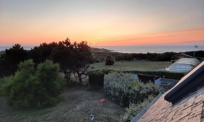 Pleumeur-Bodou House | Villa, panoramic sea view, Ile-grande, La Maison du Rayon Vert,