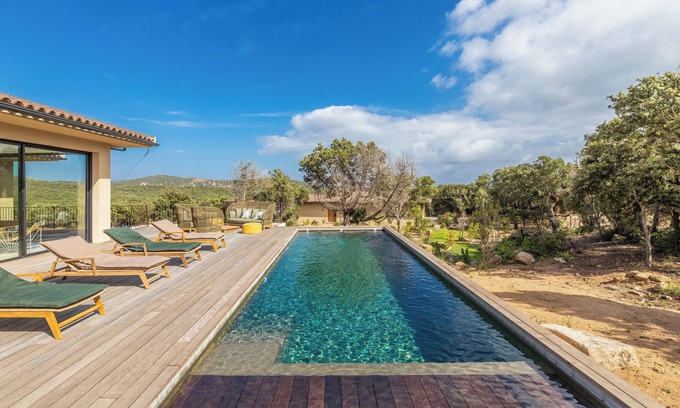 Pianotolli-Caldarello Villa | Villa Paola, luxury villa near the beach and in the heart of the maquis!