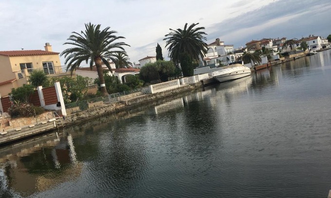 Empuriabrava Villa | villa paraiso
