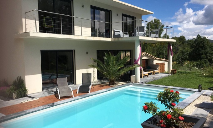 Pierrevert Villa | Villa parc du Lubéron 140m2 swimming pool 8x4, air-conditioned, near Lubéron golf course
