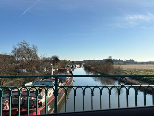 Villeneuve-les-Beziers Villa | Villa Pour 6pers, 10 min des plages, proche Aéroport Beziers et autoroutes