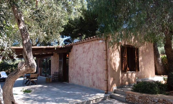 Castelluzzo Villa | Villa Premiere overlooking the Gulf of Macari