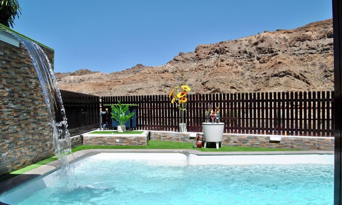 Puerto Rico Villa | Villa Puerto Rico & Private Heated Saltwater Pool With Jacuzzi