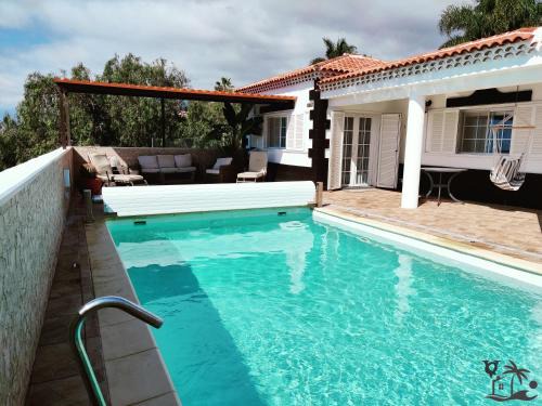 Tabaiba House | Villa Queca Private heated pool cannon water and jacuzzi