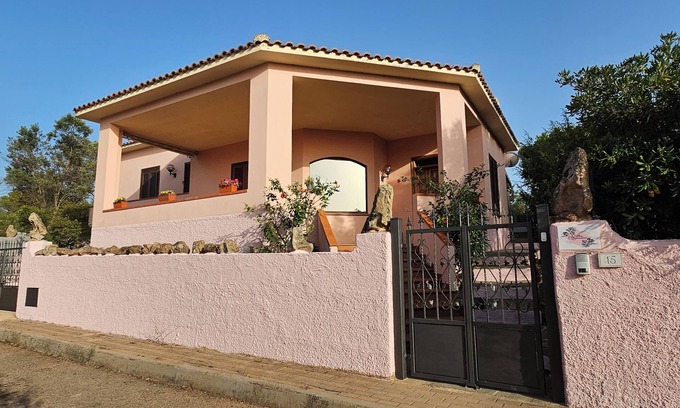 Porto Istana House | Villa Romana (sleeps 6) - Porto Istana, Sardinia