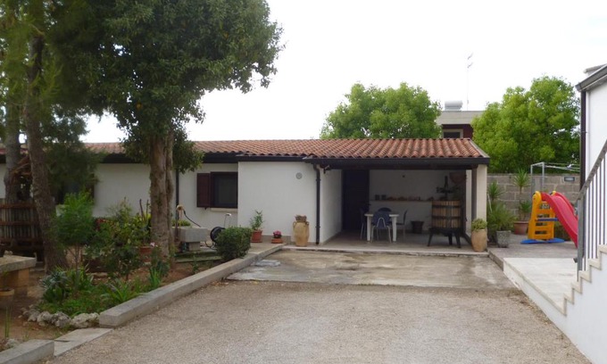 Aradeo House | Villa Rossetti
