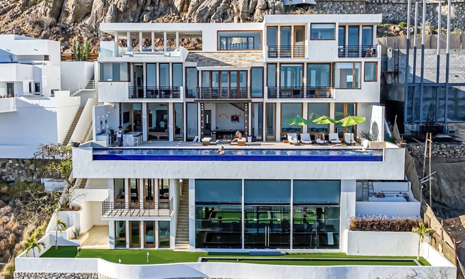 Pedregal Villa | Villa Savina - Luxury Ocean View | 80' Infinity Pool | Fully Staffed