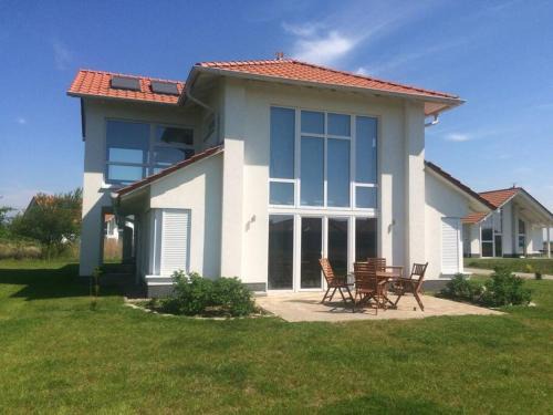 Trent House | Villa Schwalbennest