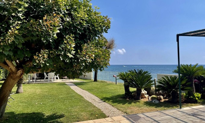 Cicirata Villa | Villa sea between Avola and Noto