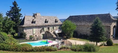 La Bastide-l'Eveque Villa | Villa spacieuse avec piscine à Bas-Ségala