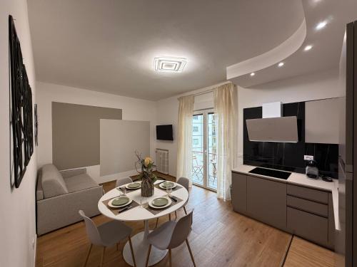 Isolotto Apartment | Villa Strozzi - Modern Apartament