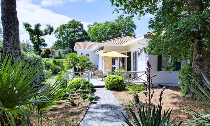 Le Moulleau Villa | Villa Surprise - Arcachon Le Moulleau 200m from the beach 9/10 beds 3 stars *