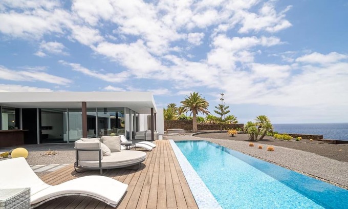 Tias Villa | Villa Tenor