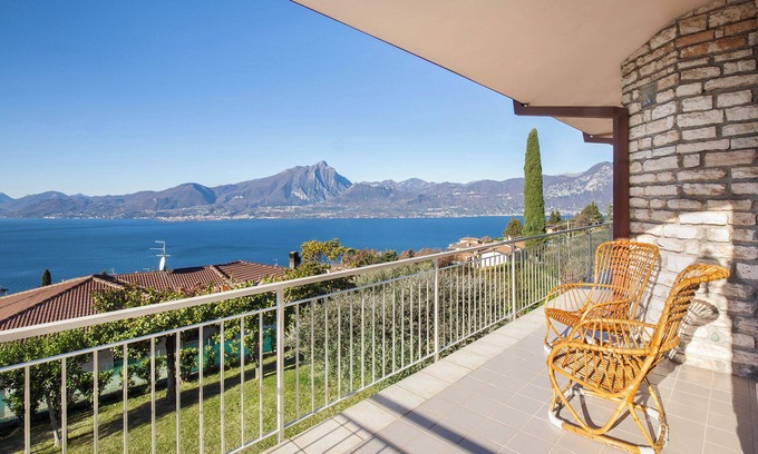 Albisano Apartment | Villa Teresa-Lake View