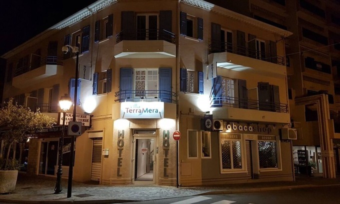 Le Lavandou Hotel | Villa Terra Mera