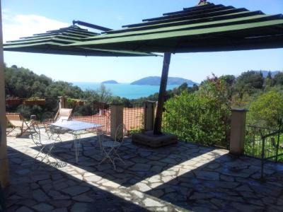 San Terenzo House | villa terrazza Baia Blu