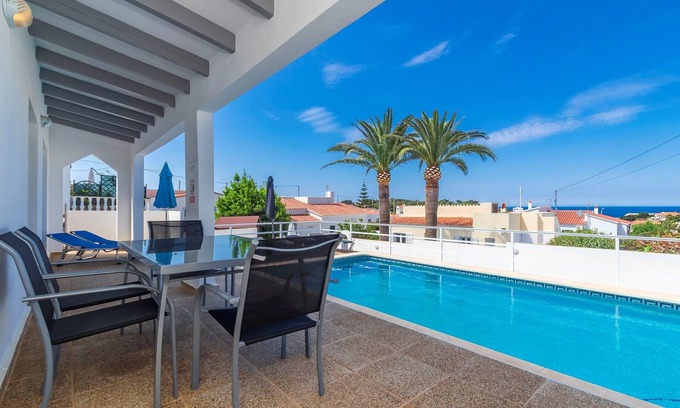 Cala en Porter Villa | Villa Thomas, a bright 3-bedroom villa with pool